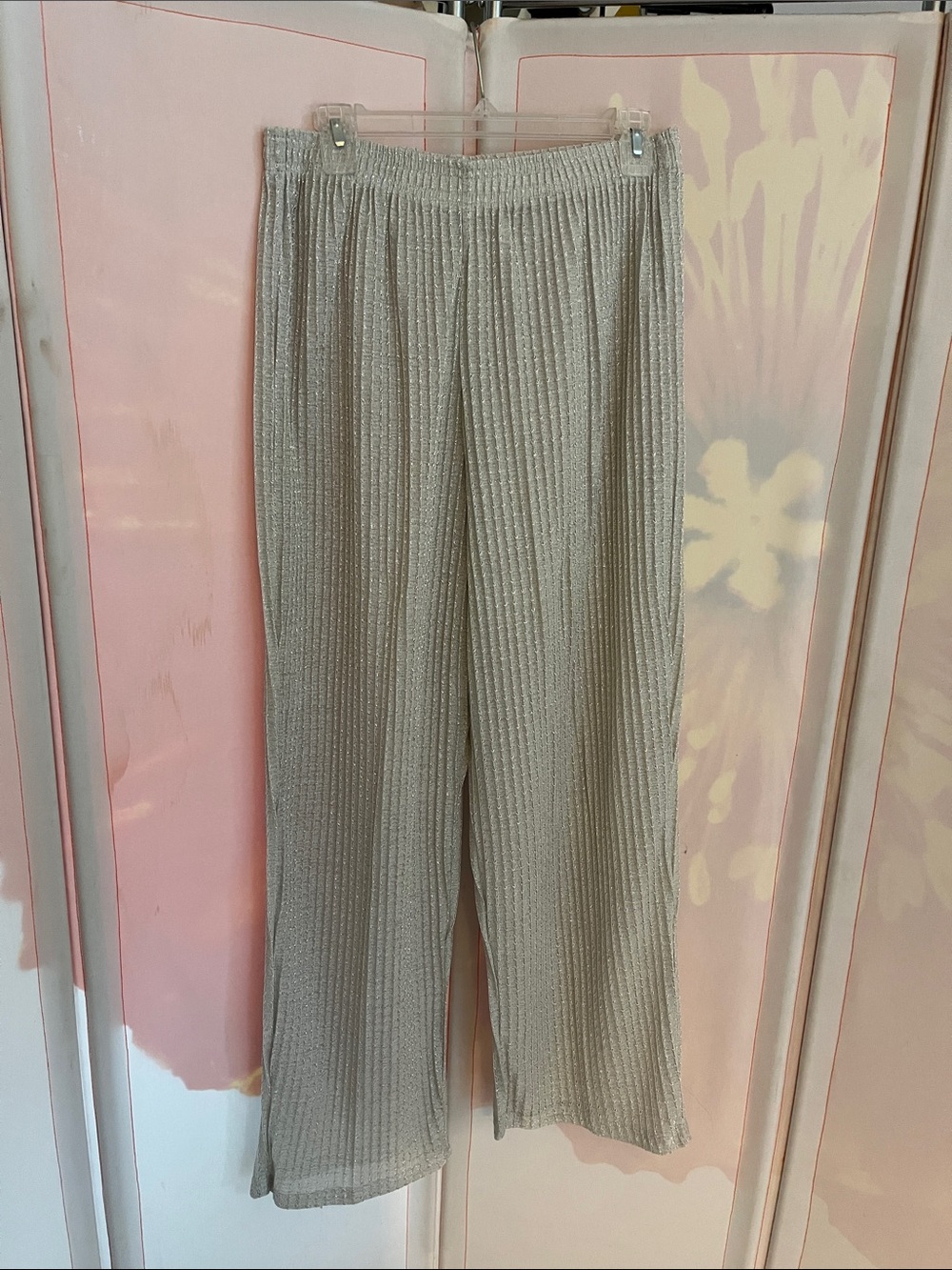 Pleated Wide-Leg Pants in Silver Metallic